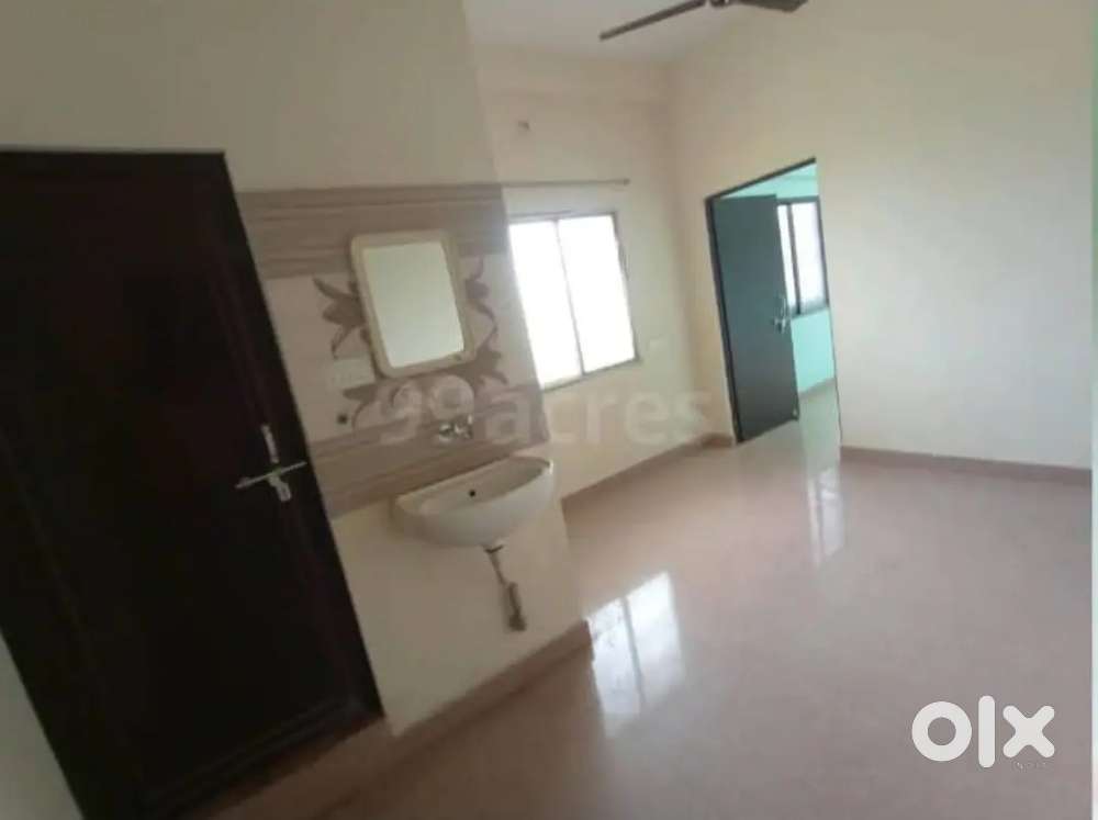 Hurry up ; room will be rented out .