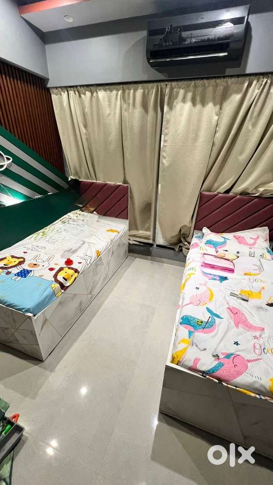 2 Single Beds