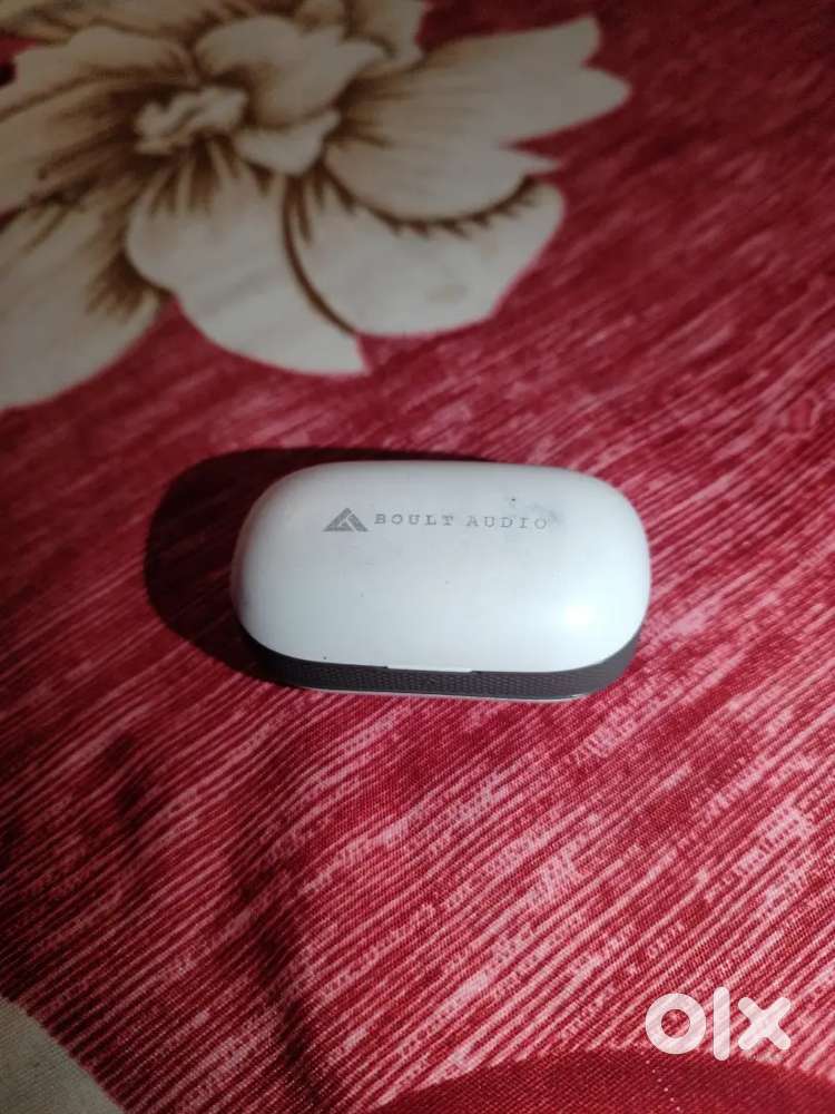 Earphone set in excellent condition