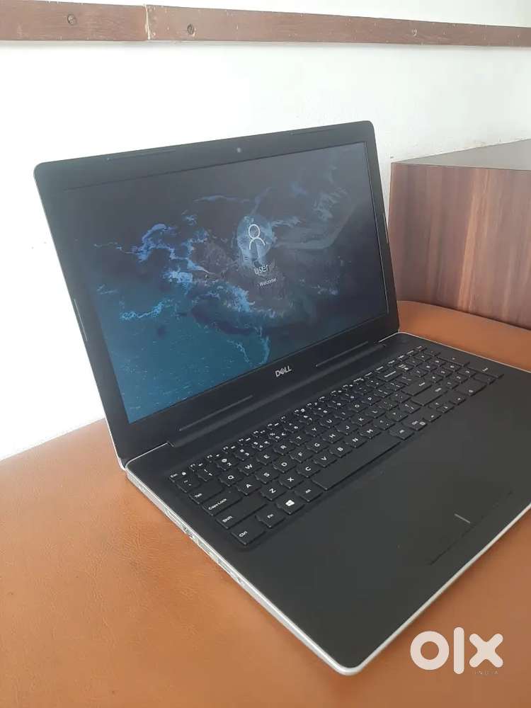 DELL LAPTOP 8 GP RAM 256 GP SSD WIFI WEBCAM I3 PROCESSOR WINDOWS 10PRO