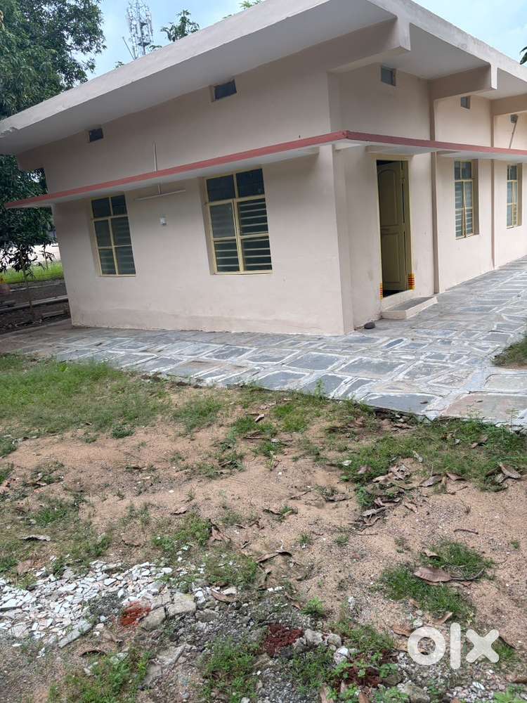 Individual Godown with 1 Acre Empty site