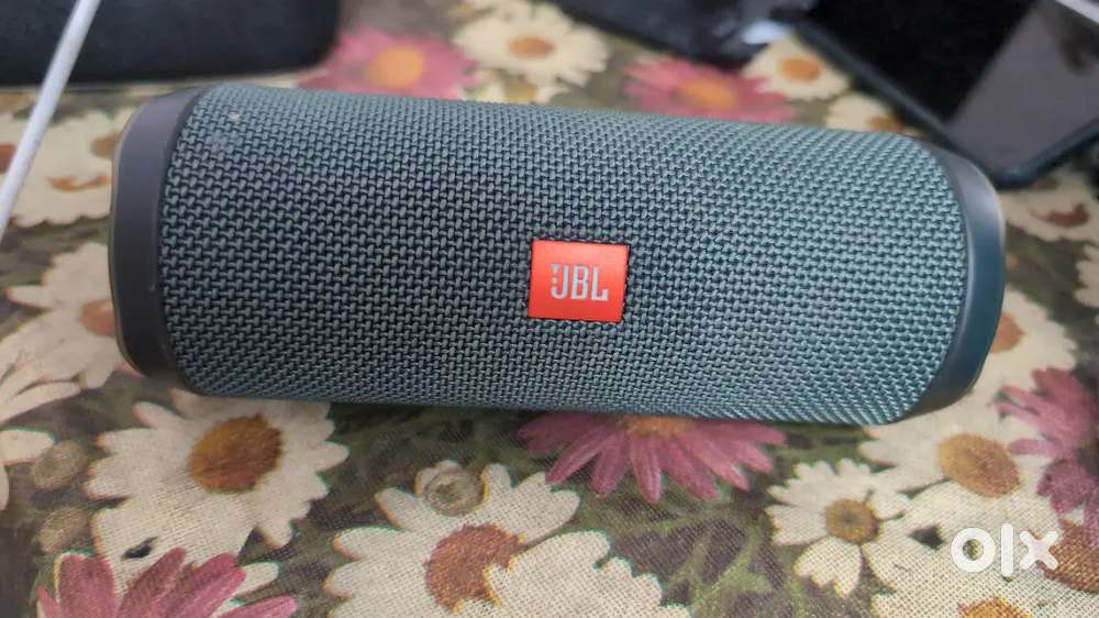 JBL bluetooth speaker