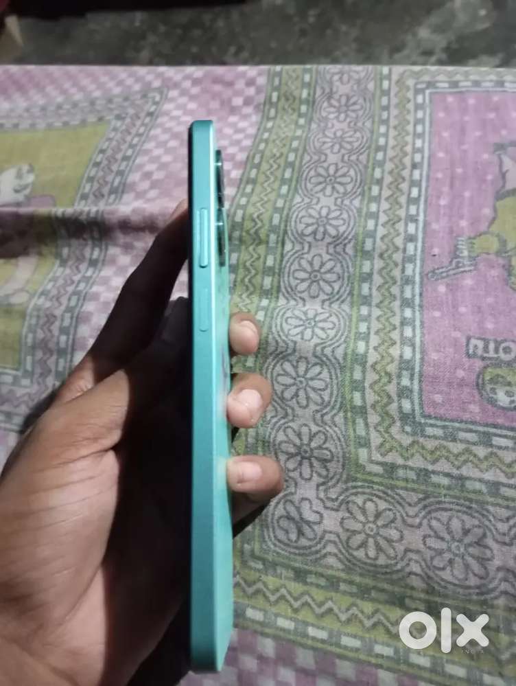 Realme c61 -4-64 mint fresh