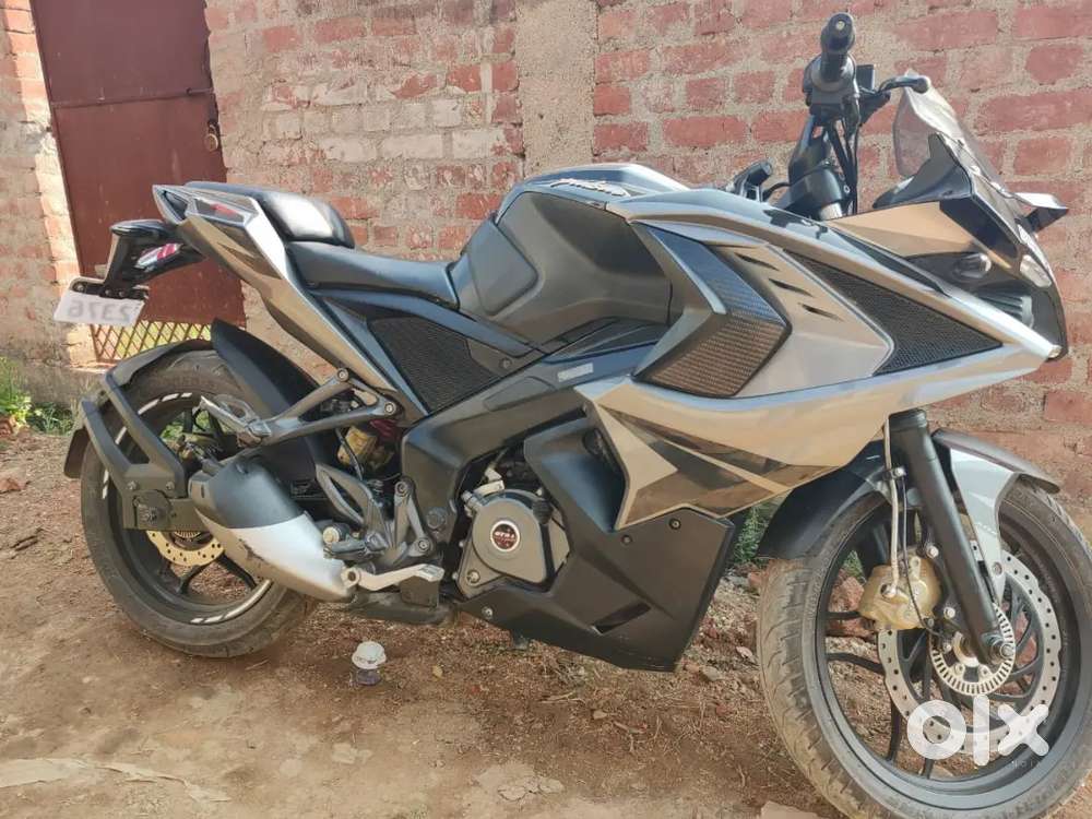Pulsar rs 200
