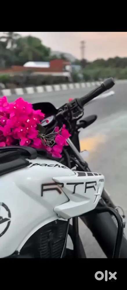 Apache RTR 180