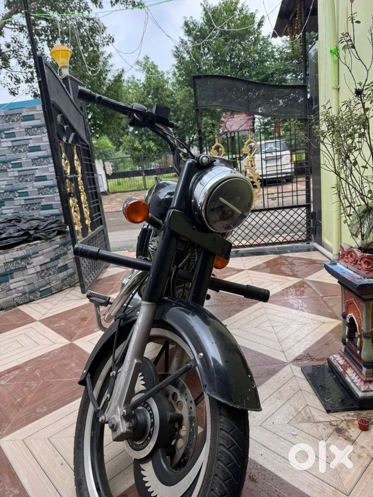 Classic Converted Standard 350 with self Start And S Alloy no scratch