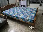 Queen bed mattress