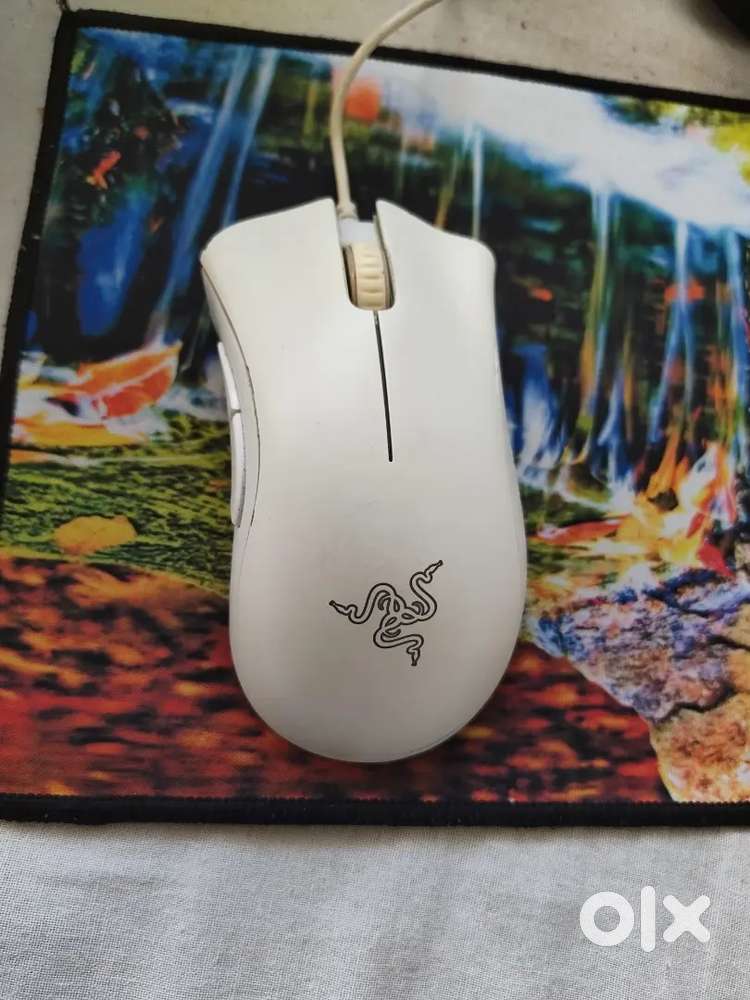 Razer deathadder essential (white)