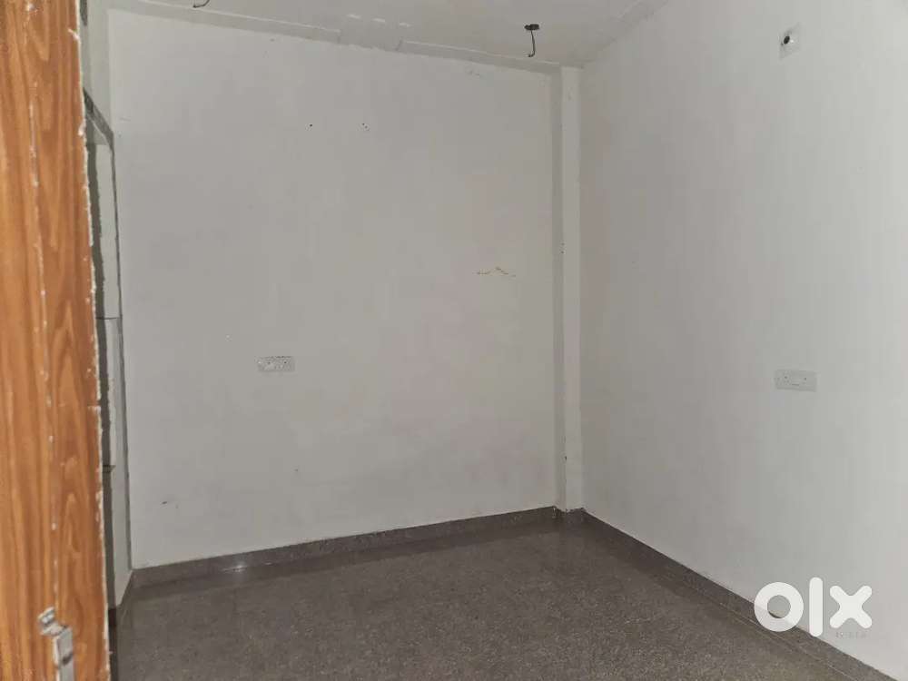 1 room , kitchen and bathroom and bike parking