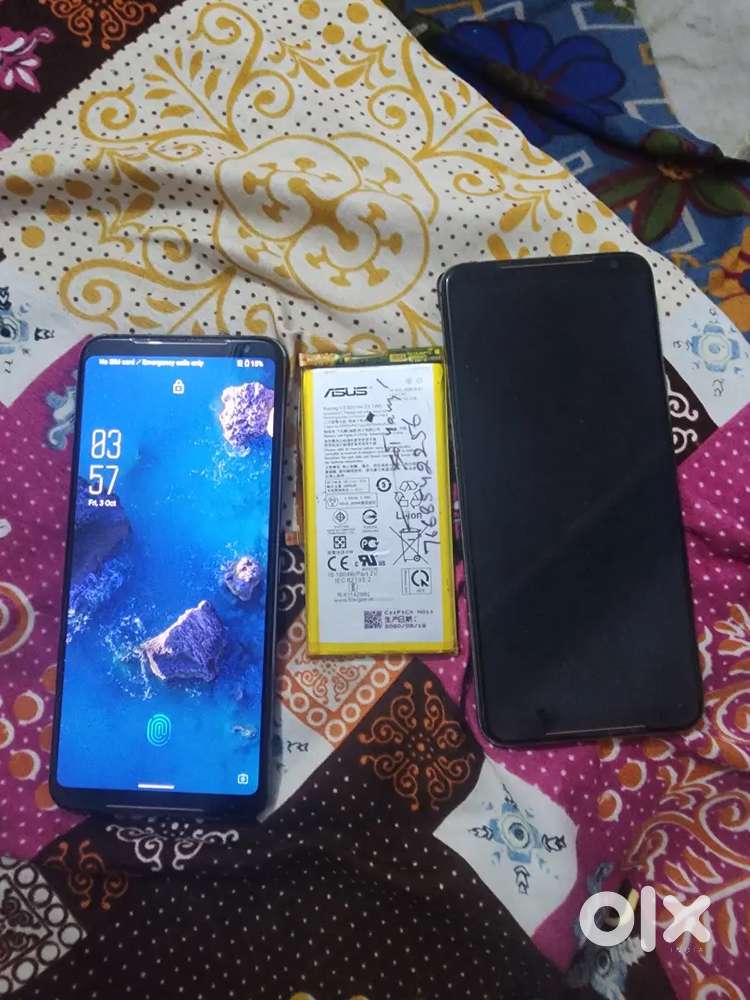 Rog 2. Gaming beast .8/128gb front camera issue only