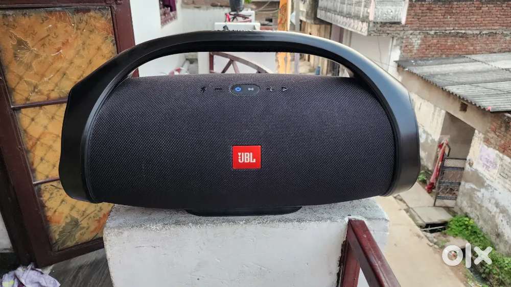 Jbl boombox