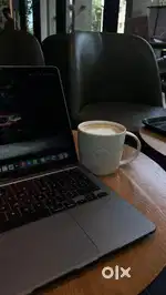 Well maintained MacBook 2020 Air For sale
