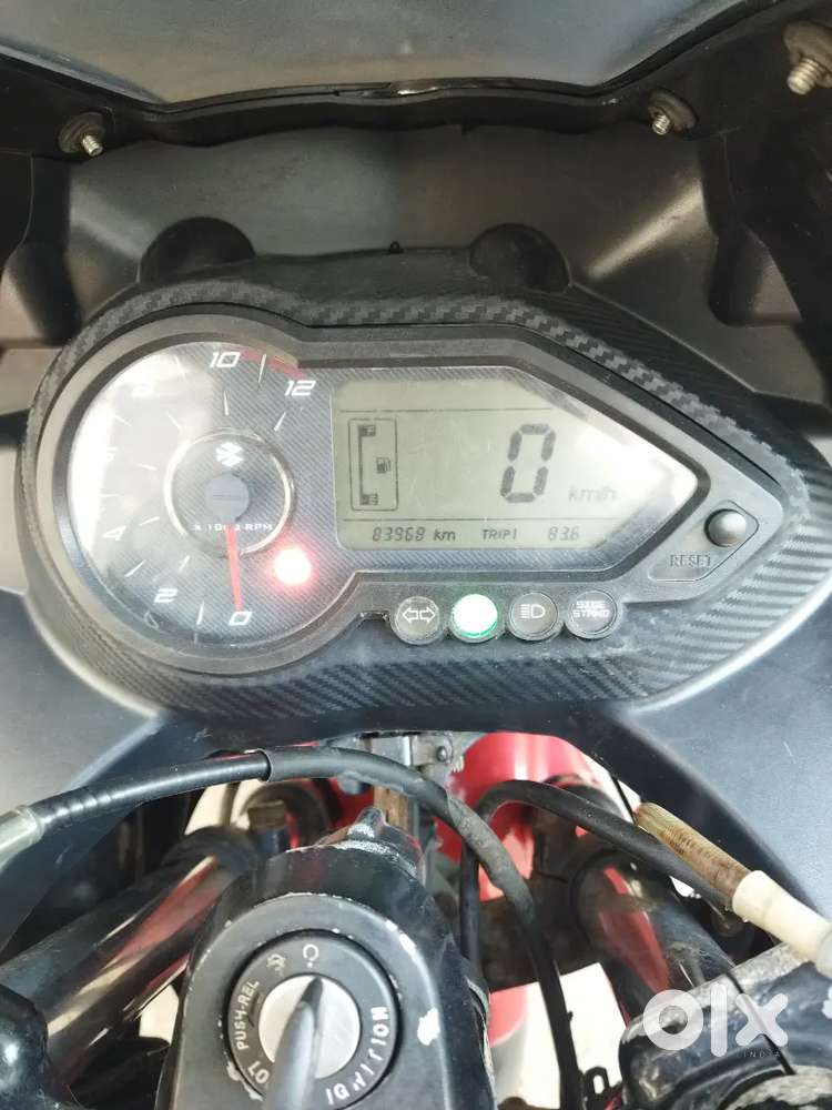 Pulser 220DTS-i (2013)