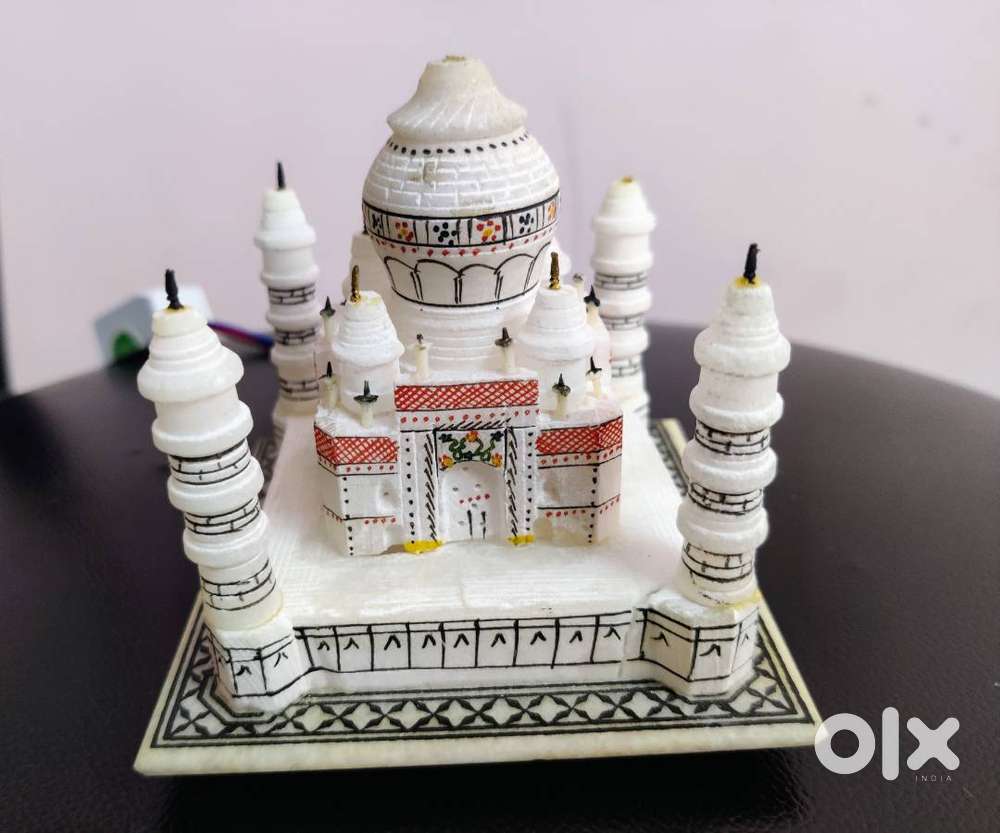 Taj Mahal - Premium white marble with multicolor lights