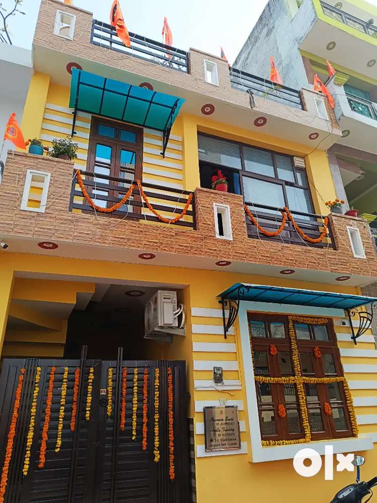 3 bhk semi furnished house, gated colony