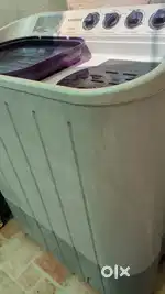 Samsung Semi automatic washing machine