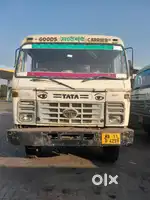 2017 model bs4 tata hyva 6 wheeler