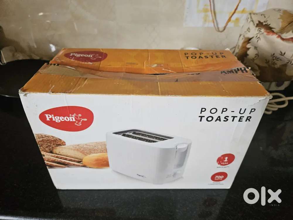 Pigeon Pop Up Toaster in Good Working condition
