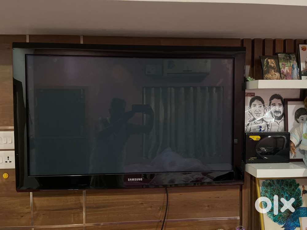 42 “ Samsung Plasma TV