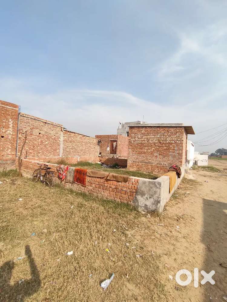 आज ही खरीदे अपना घर वो भी नॉएडा सेक्टर एरिया में मेट्रो से 2.5km दूरी