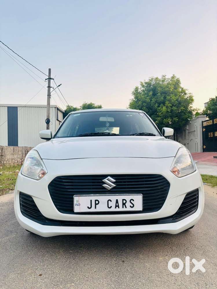 Maruti Suzuki Swift VXi + Manual, 2018, Petrol