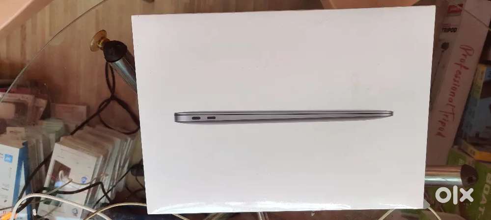 Apple MacBook M1 Finance available