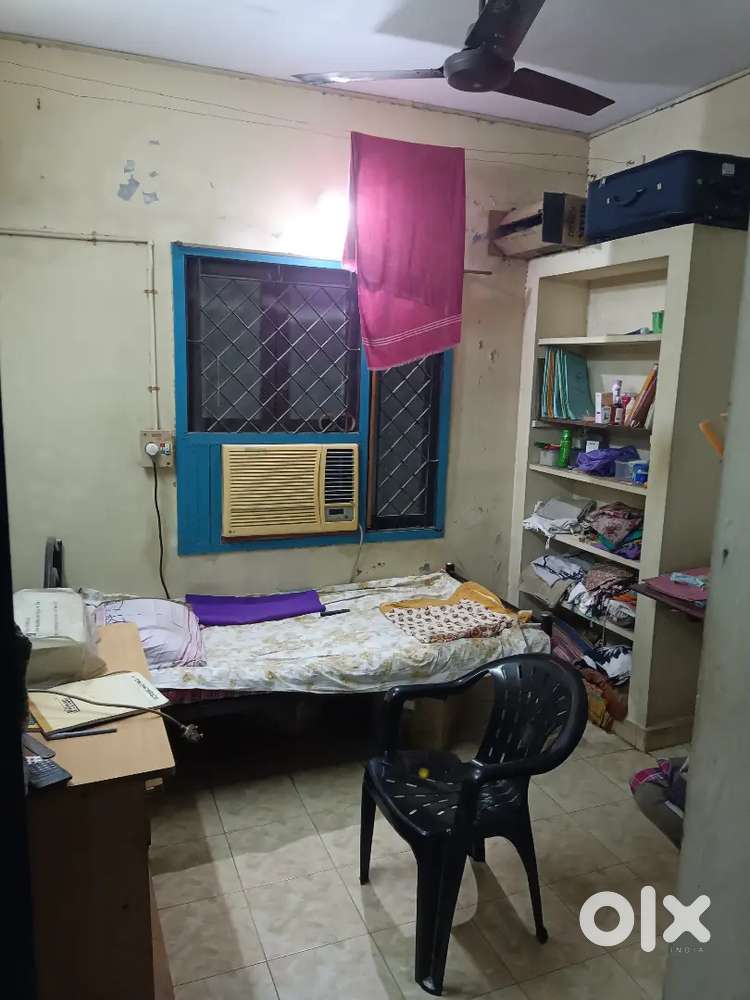 2 BHK Flat For Resale in Kodambakkam.