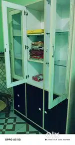 Clothe almirah