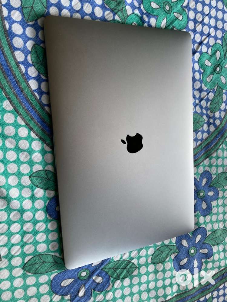 Apple Macbook Pro touch Screen 15 Inch