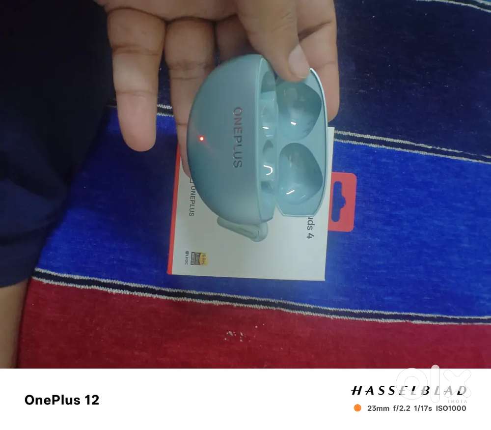 Oneplus buds 4 (Mrp.6000) with box
