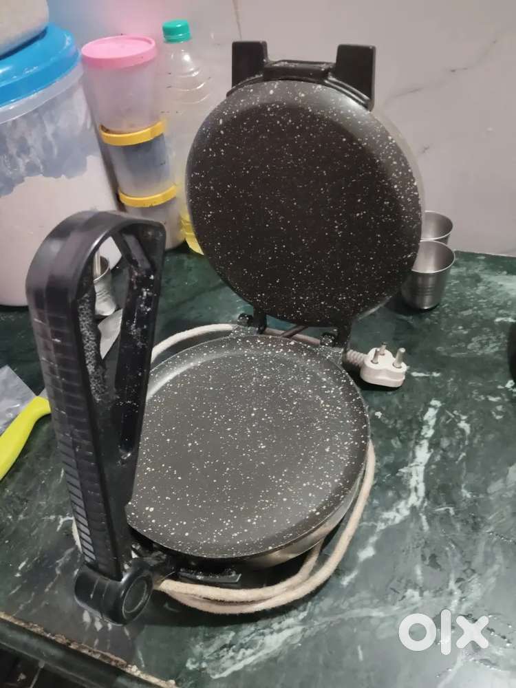 Roti Maker, Multi Maker 700/- Non Stick in Working Condition