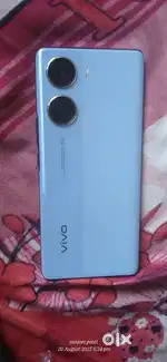 Vivo v29e 8 + 8 gb ram 256 gb storage