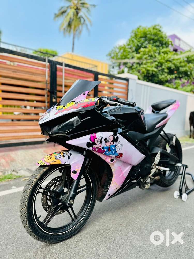 R15 v2good condition