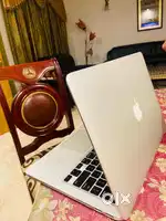MacBook  pro Apple laptop