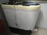Whirlpool semi automatic washing machine