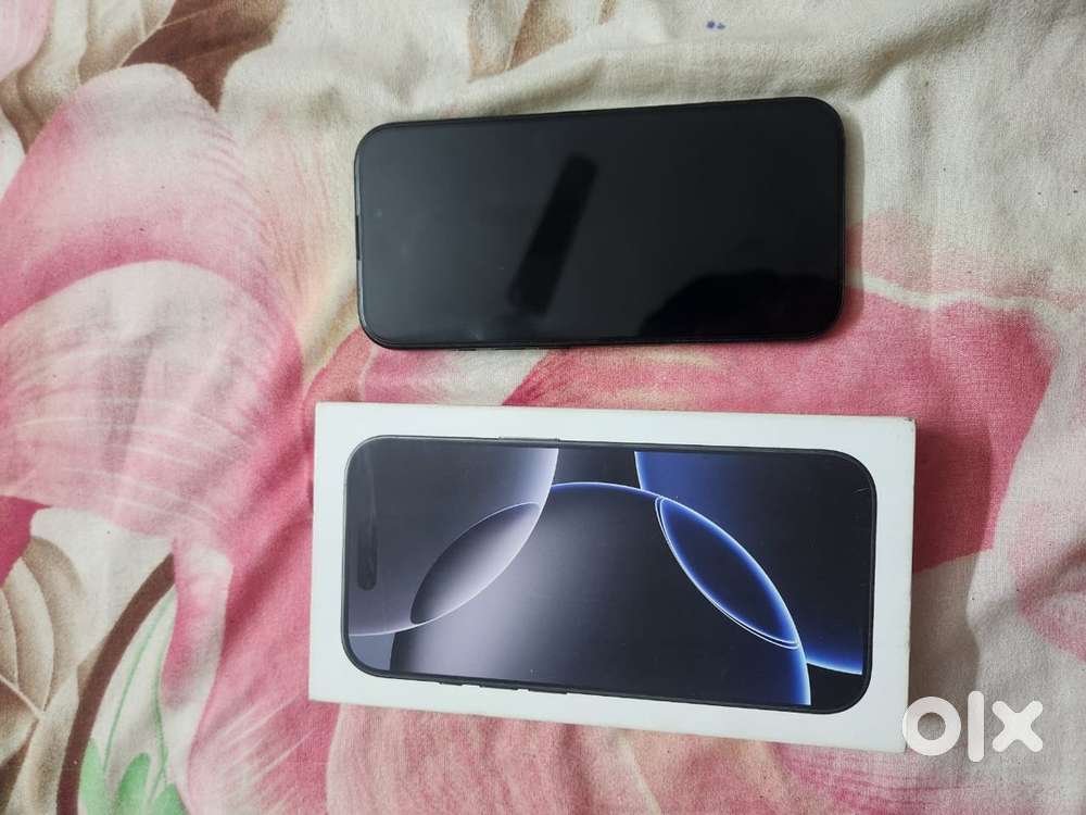 16 pro 256 black colour