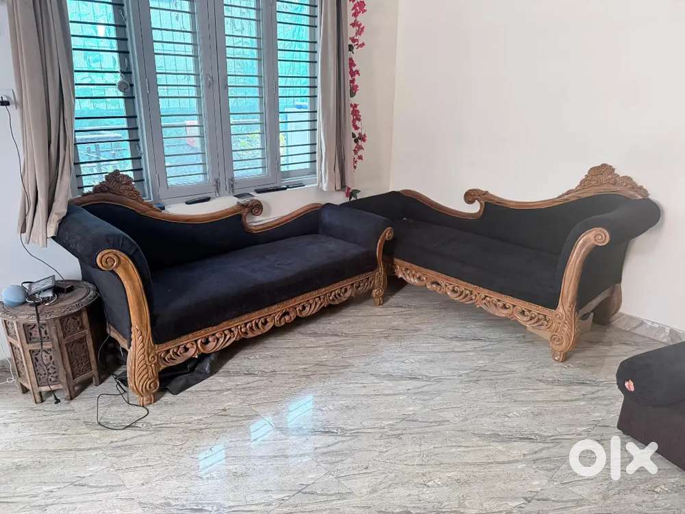 Two pieces of 3 seater sofas