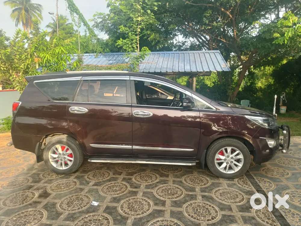 Toyota Innova Crysta 2020 Diesel Well Maintained