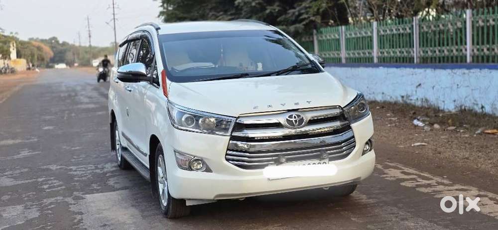 Toyota Innova Crysta 2.4 V 8 STR, 2019, Diesel