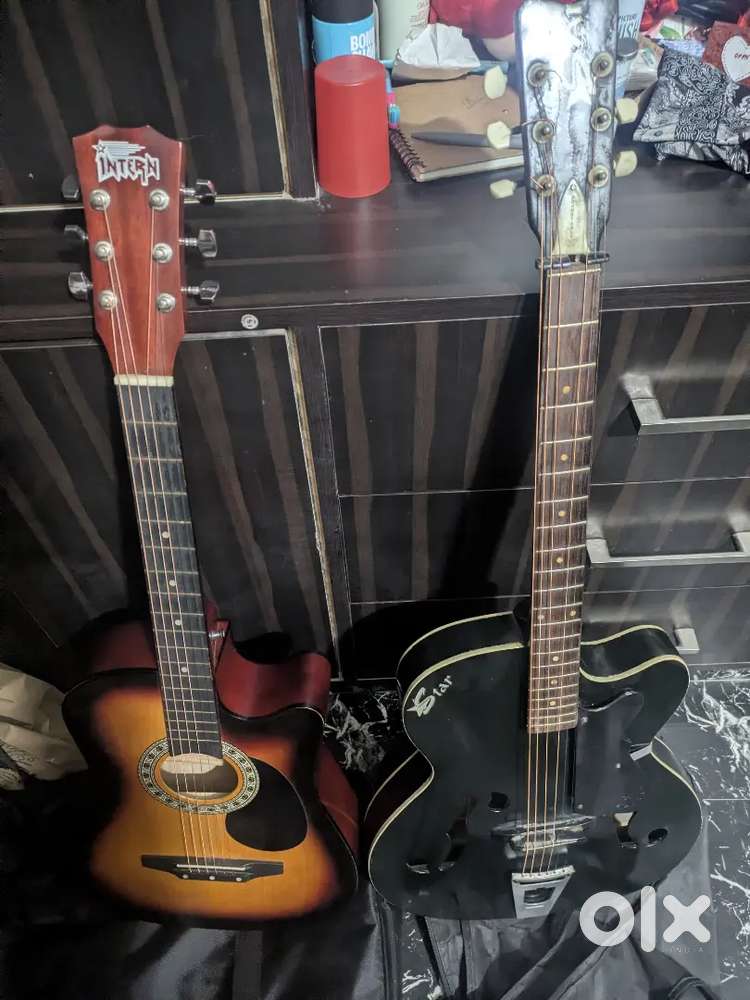 2 guitars at 3000