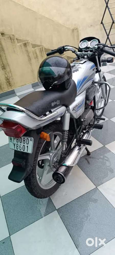 Splendor plus bike two wheeler
