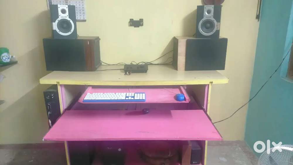 Home studio setup with (soundcard,Keyboard Table,CPU,passive speaker.