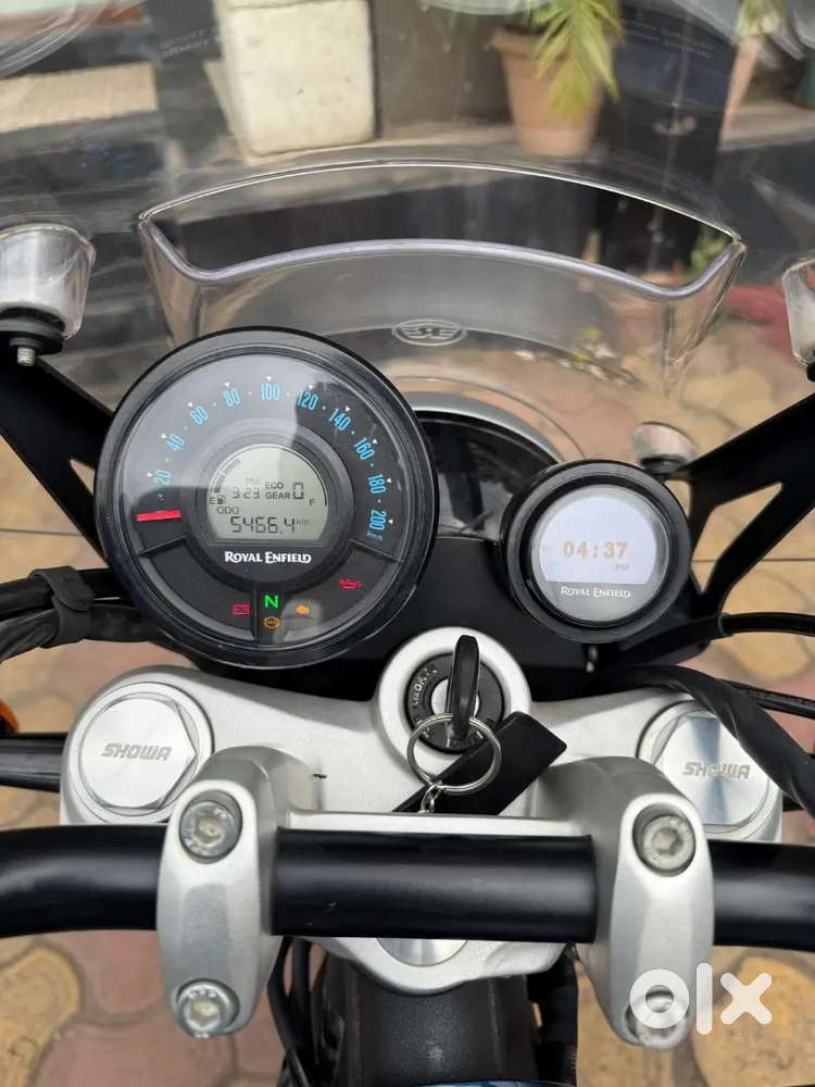 Royal Enfield super meteor 650