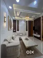 3 BHK FLAT NEAR METRO STATION. 10 MIN WALKING DISTANCE