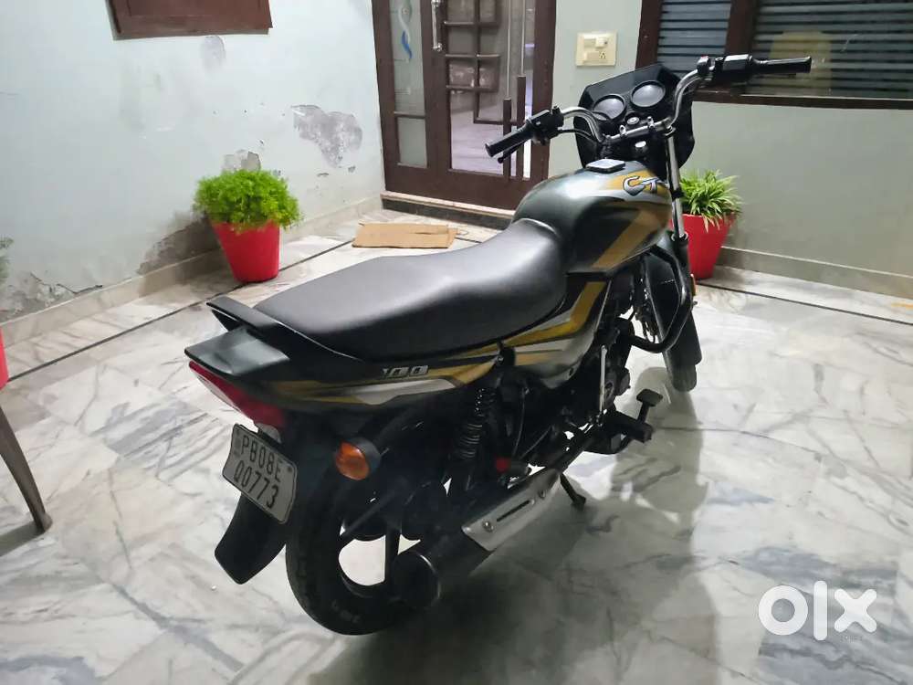 Bajaj ct100
