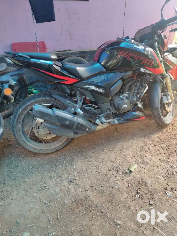 Apache RTR 200 4v