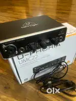 Behringer UM22 Audio Interface