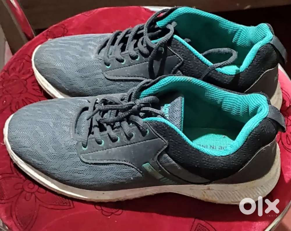 Sports shoes men & women