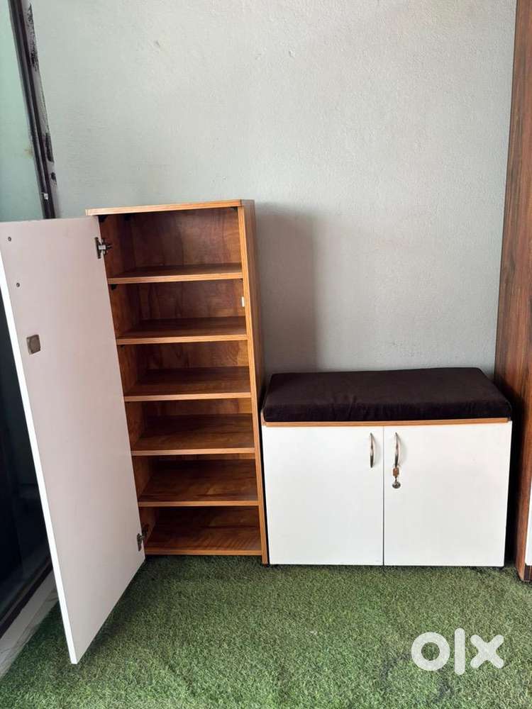 Brand new wooden L SHAPE shoe rack