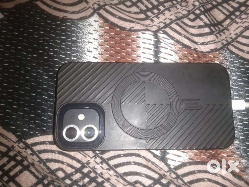 Brand new iphone 12 good condition